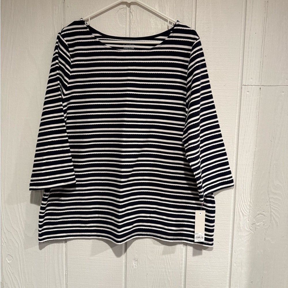 Croft & Barrow Women's Long Sleeve Striped Top - Black and White